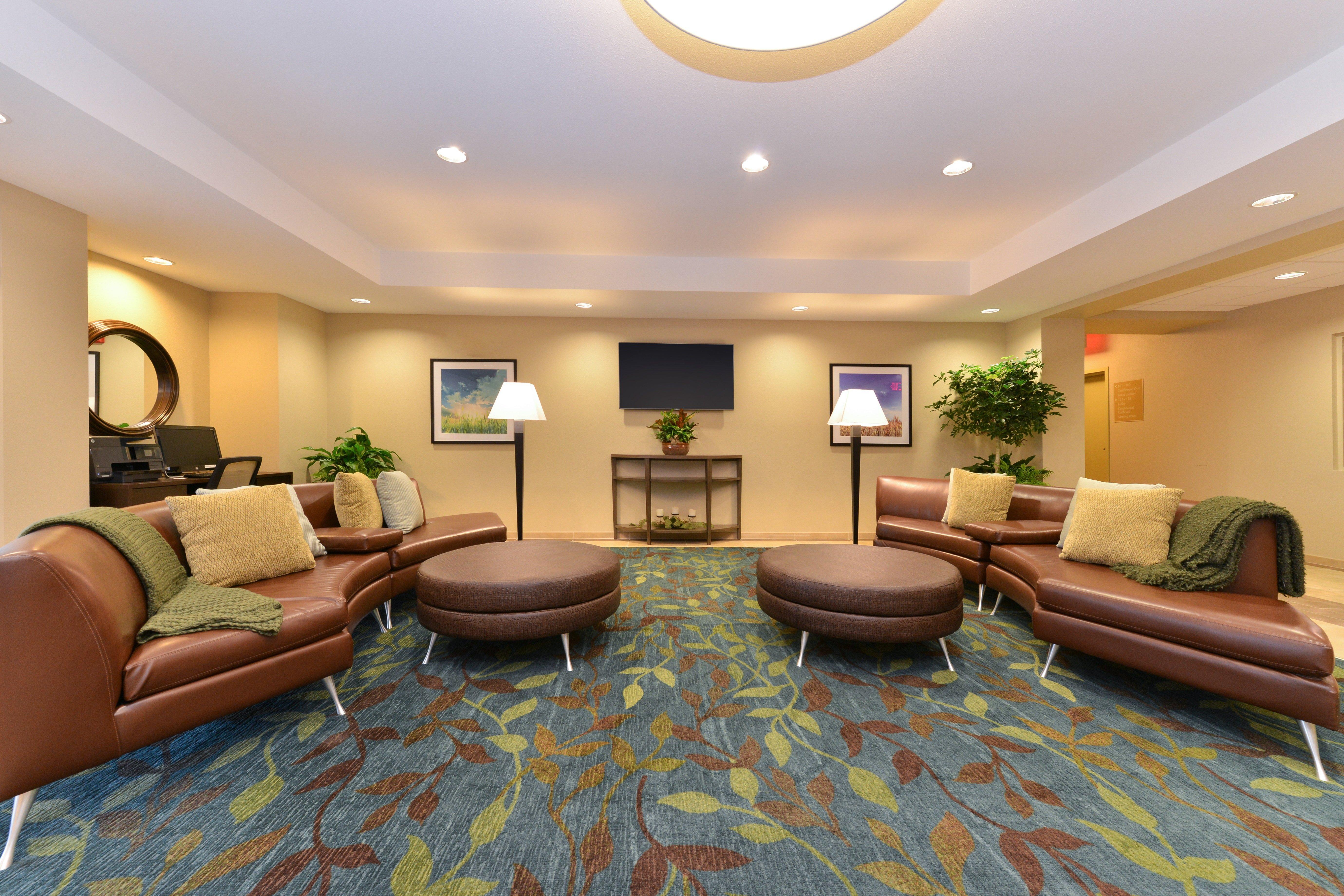 Candlewood By Ihg Hotel